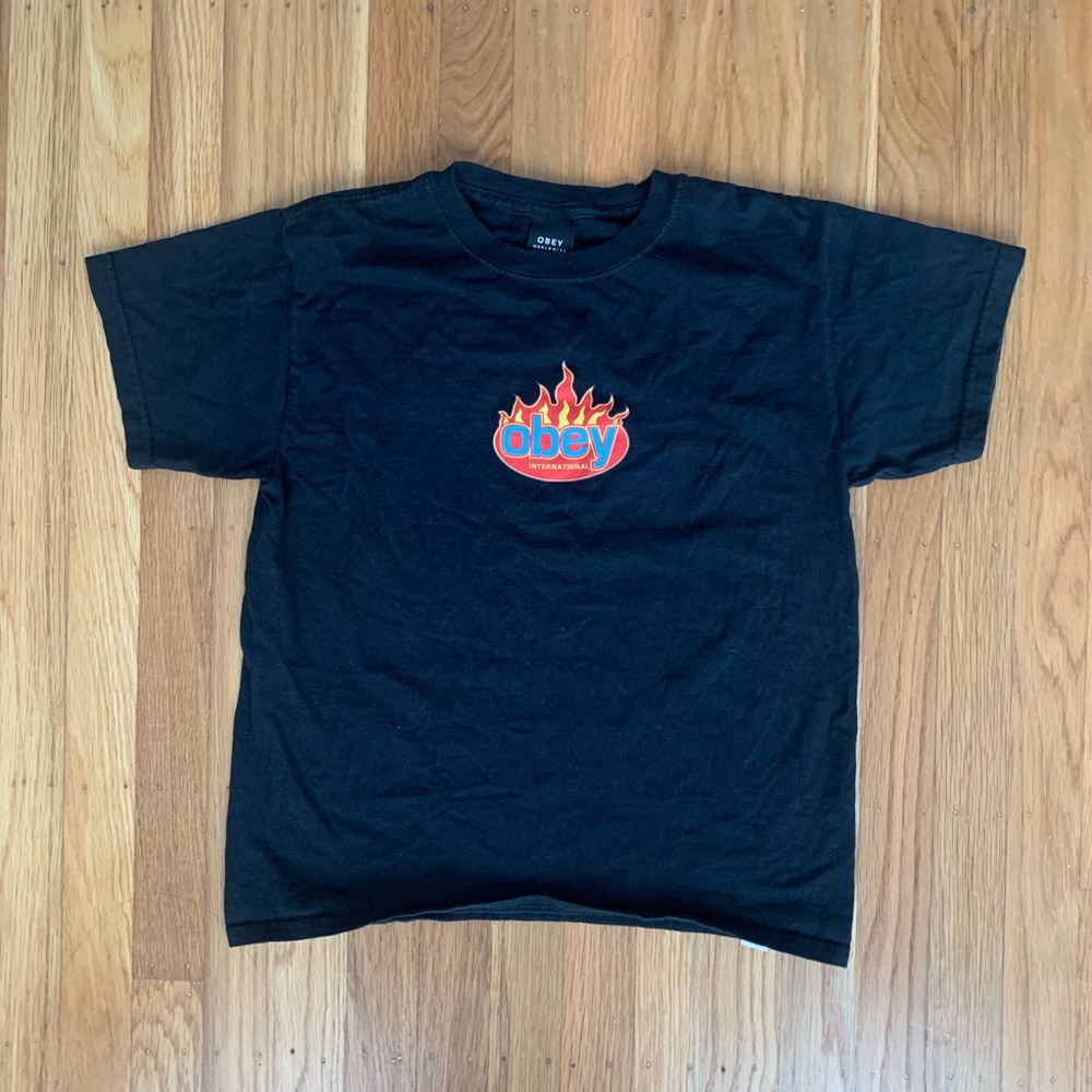 Obey Tee